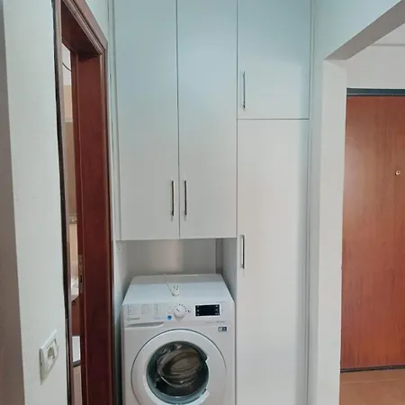 One Bedroom Beachfront Retreat! Comfortable Stay!